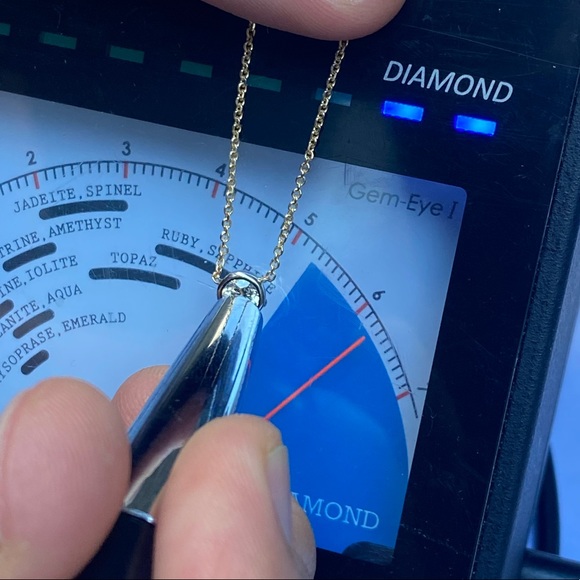 14KT solitaire diamond 💎 necklace - Picture 17 of 17